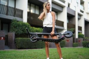 Safe Use of Electric Scooters in the UAE: A Complete Guide