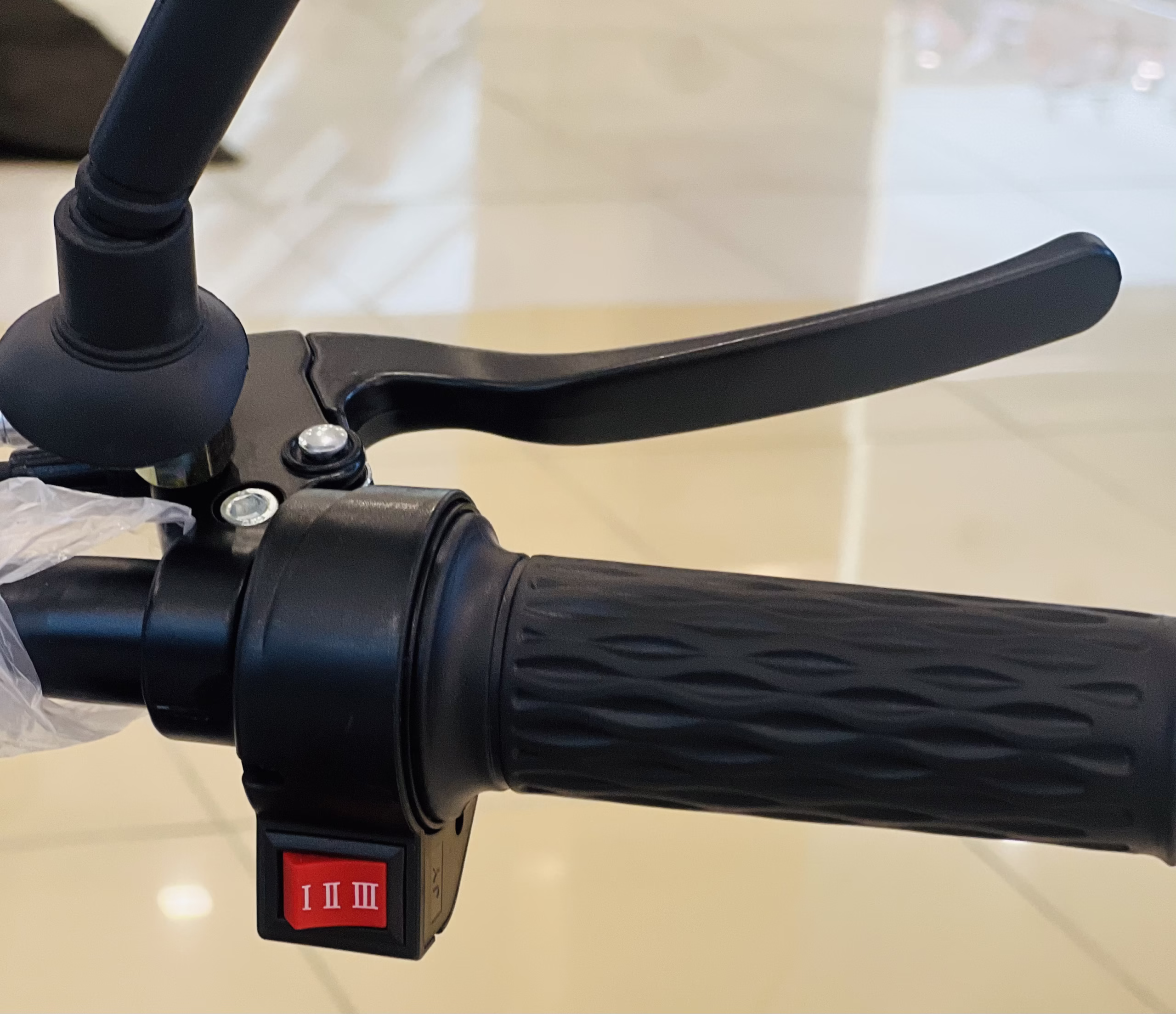 Rohan Wings JY-14 Electric Scooter | 350W Motor | 48V 12Ah A-Plus Acid Battery | 32 km/h Speed | Reliable Daily Ride in UAE | escooterae.com